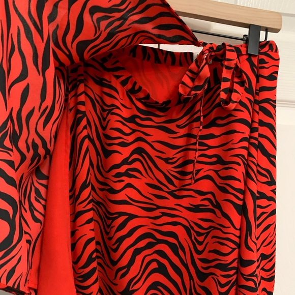 Sunday Best Flowy Wrap Mini Skirt - Cat Animal Print - 2 - Picture 2 of 10